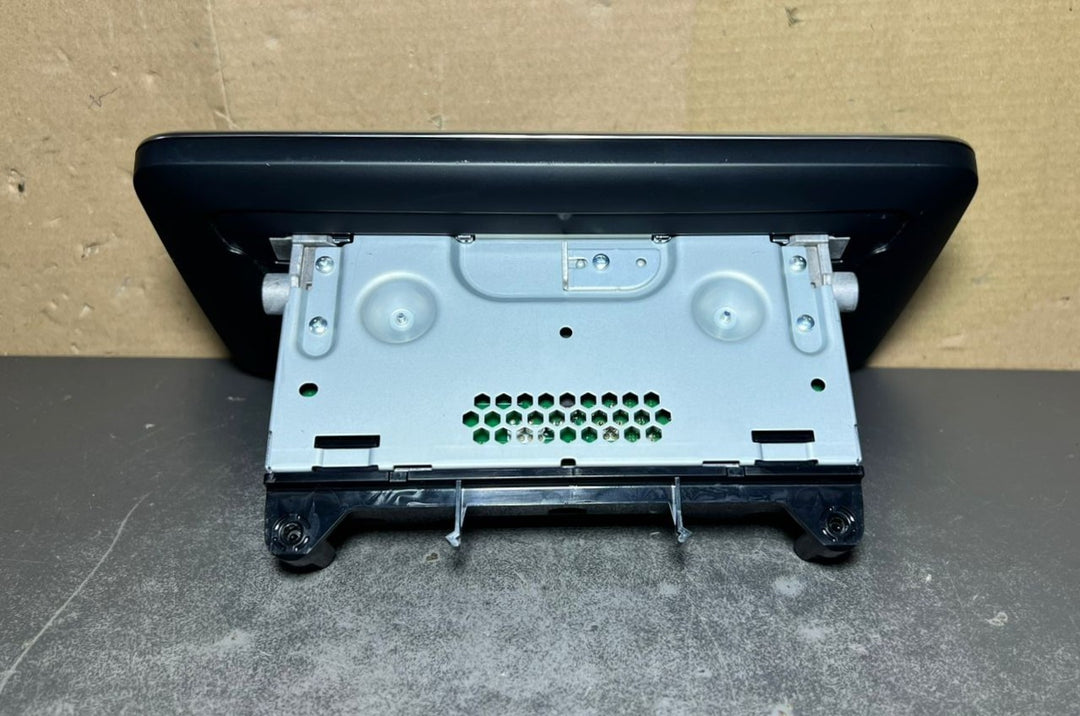 14-18 Mercedes-Benz W205 C-Class Navigation Display Screen Monitor A205 9002211