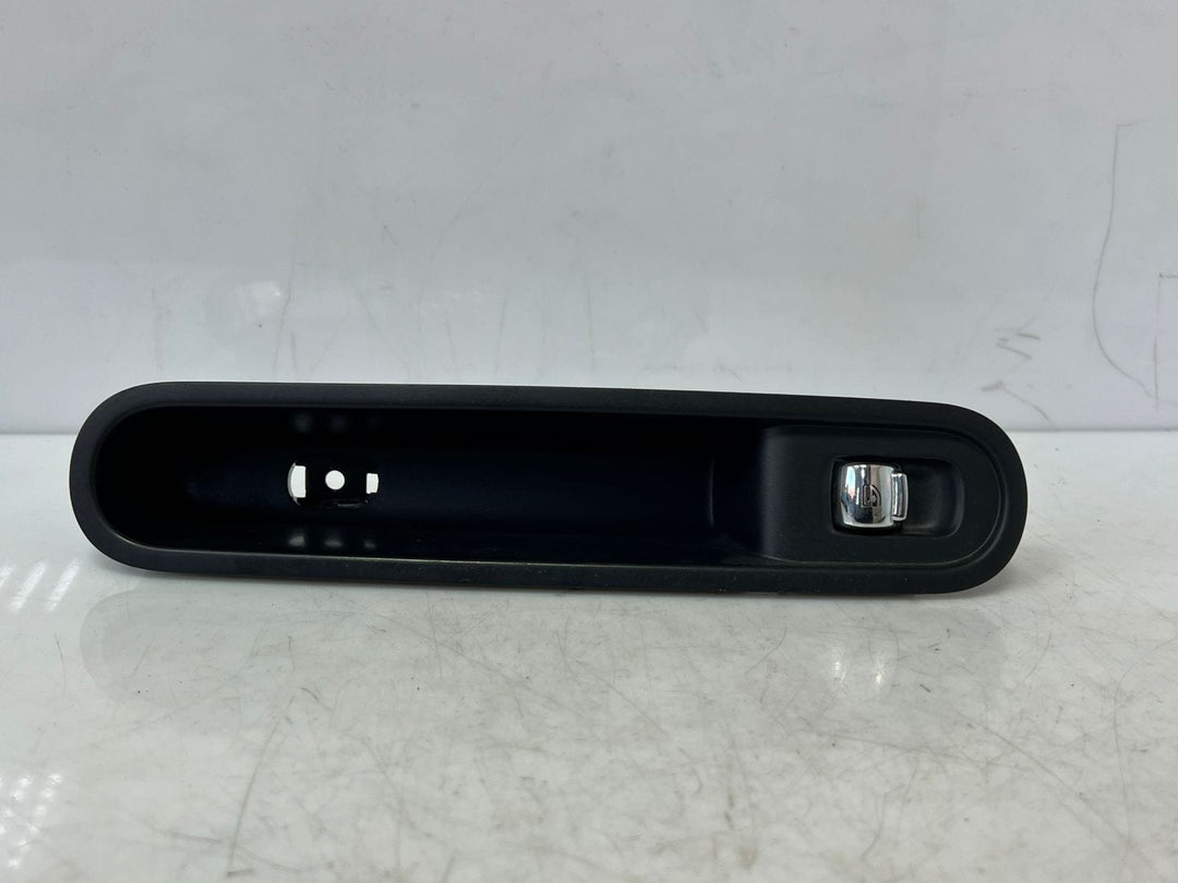 2011-2016 R60 Mini Cooper Countryman Front Power Window Switch 9810861 OEM