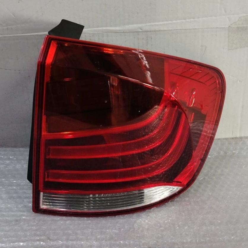 OEM BMW X1 E84 LCI REAR OUTER LIGHT DRIVER RIGHT SIDE 2990110