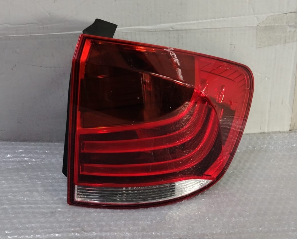 OEM BMW X1 E84 LCI REAR OUTER LIGHT DRIVER RIGHT SIDE 2990110