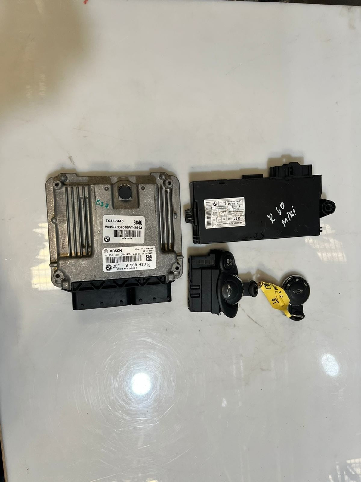 2015 Mini Cooper R60 N47N Engine Control Unit ECU SET DDE+CAS3+2KEYS 8583423