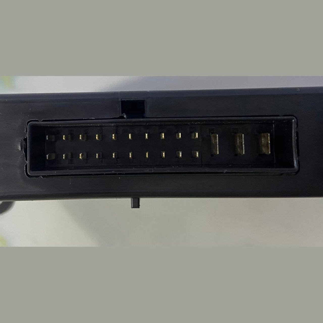 OEM BMW 5 6 series F06 F10 F12 ECU JUNCTION BOX FOR ELECTRONICS 9284283