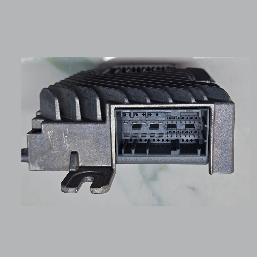OEM BMW G05 G06 G07 8 G14 G15 Amplifier Module Amplifier BOOSTER ALEV3 9832611