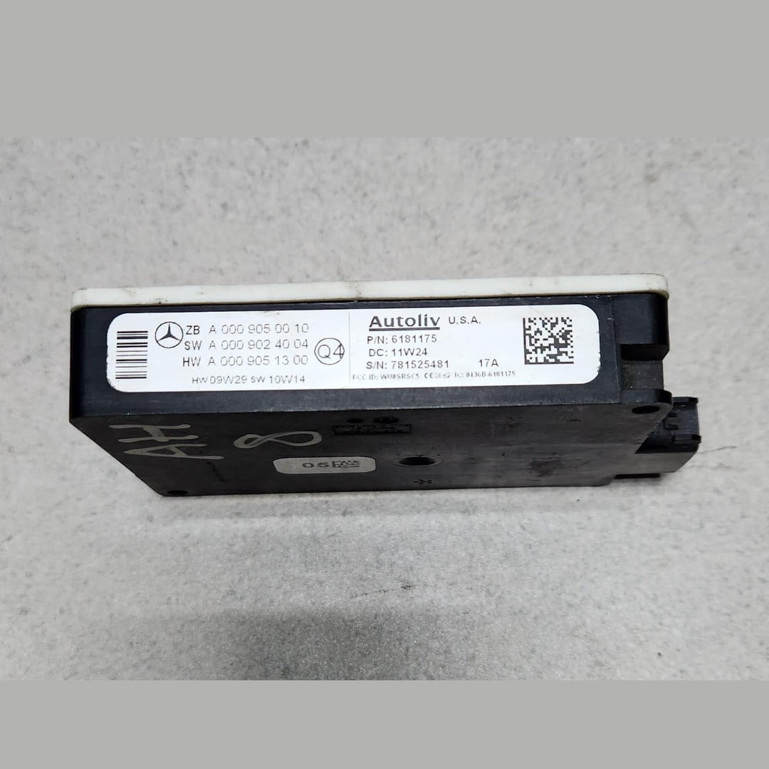 Benz Radar Sensor Blind Spot A0009050010  W204 W212 W221 and W207