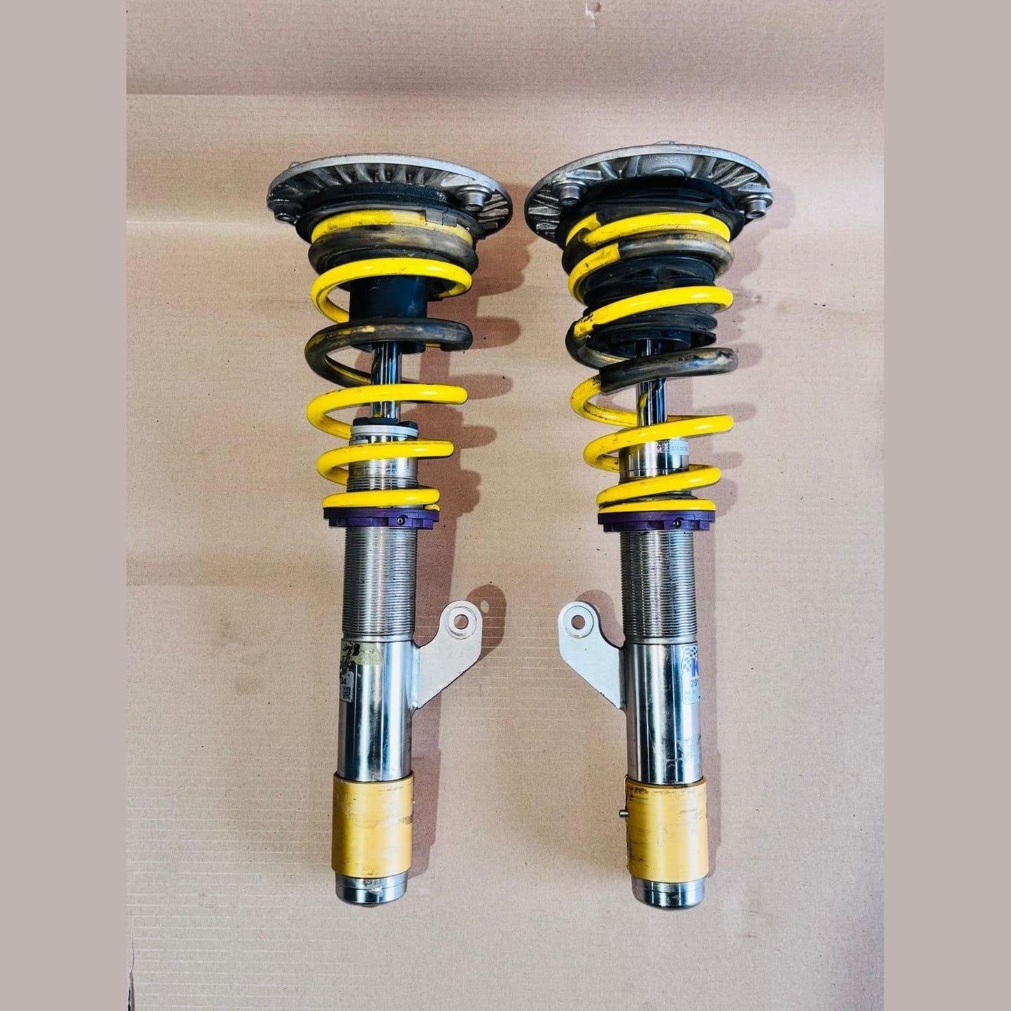 2017-2023 BMW FRONT SHOCK 63520208 5-Series G30, G31, F90