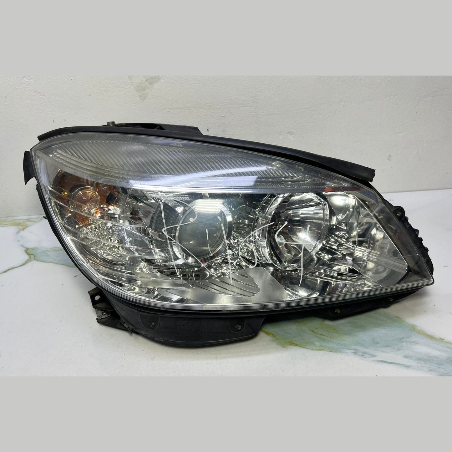 06-08 Mercedes W204 C-Class Front Right Side Head light Headlamp A204 8208661