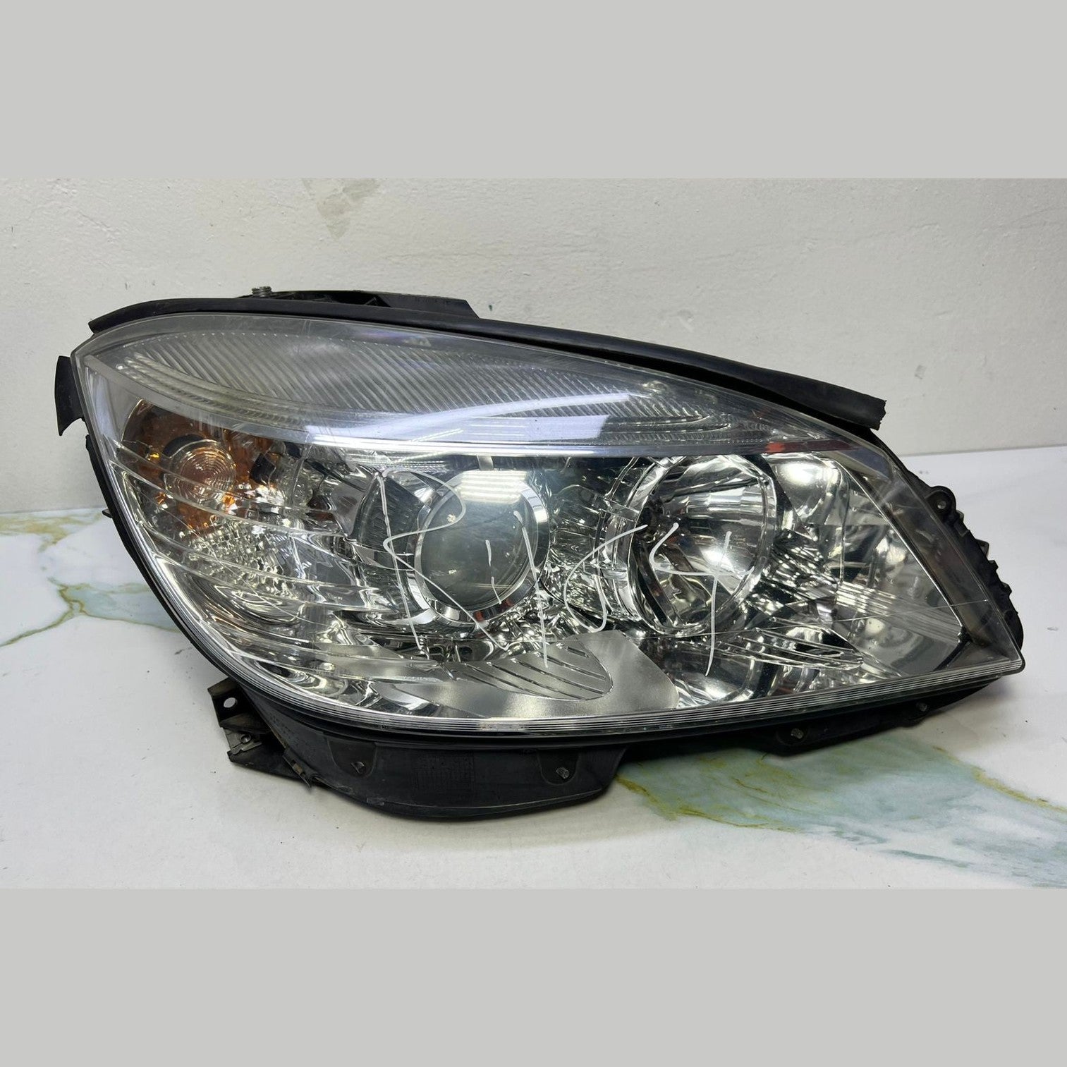 06-08 Mercedes W204 C-Class Front Right Side Head light Headlamp A204 8208661