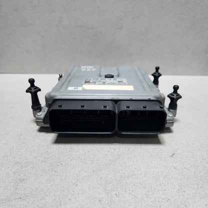 2012-2014 Mercedes-Benz CLS550 Engine Control Module A2789001500 E500 CL500 550