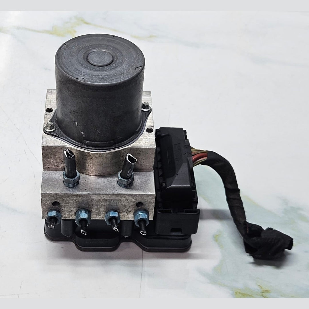 BMW X5 F15 and X6 F16 Abs Pump Module 6879428 OEM