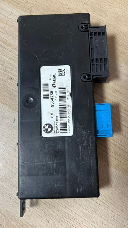 2014-2016 BMW 528i Gateway Control Module 9372744 F01 F03 F06 F07 F10 F11 F12