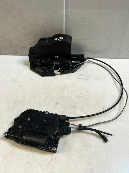 BMW 5' F07 Gran Turismo Door Lock Complete Front Right Auto Soft Close 7148476