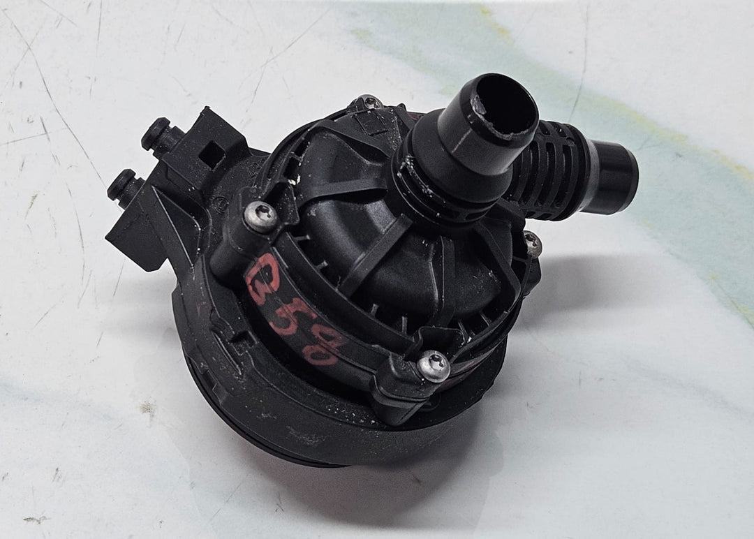 2021-2026 BMW G80 G82 G83 M3 M4 Auxiliary Water Pump 8840614 OEM