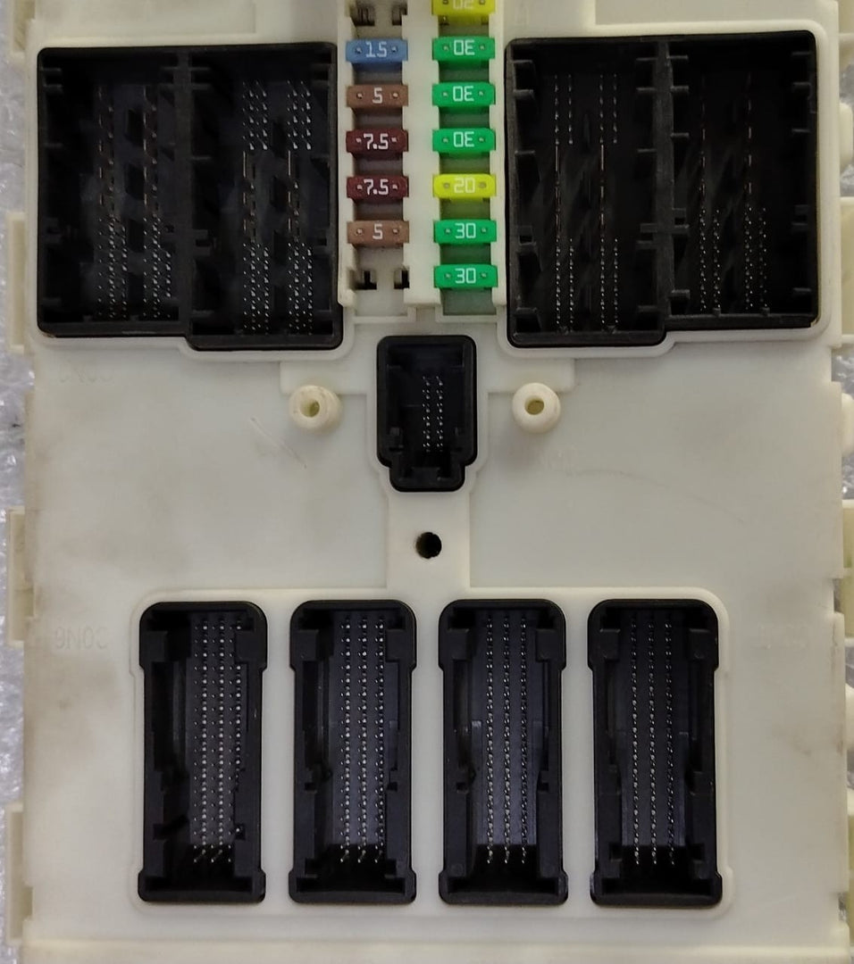 OEM BMW X5 F15 N55 Engine Body Computer Control Module 9383540