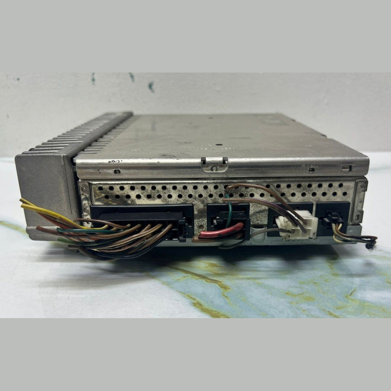 2003-2007 Mercedes-Benz W211 E-Class E320 Sound Amplifier A 211 827 46 42