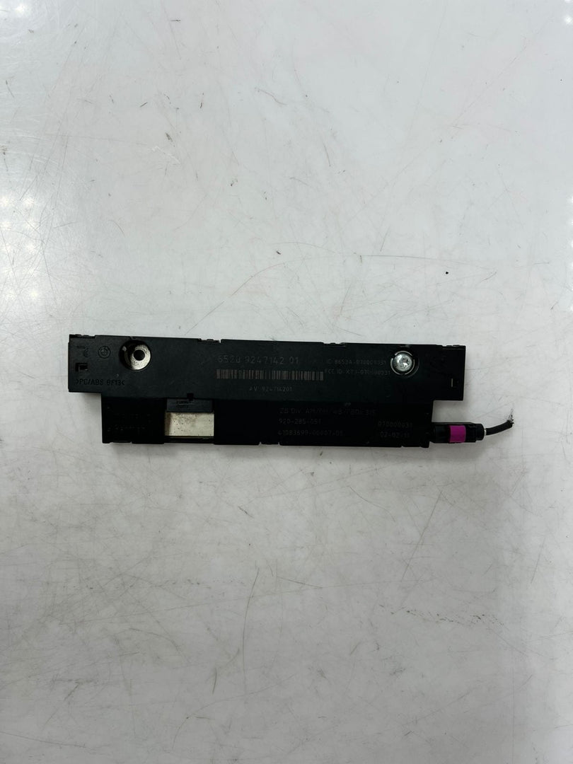 2011-2015 BMW 550i 5 Series F07 GT Antenna Amplifier 9247142 OEM