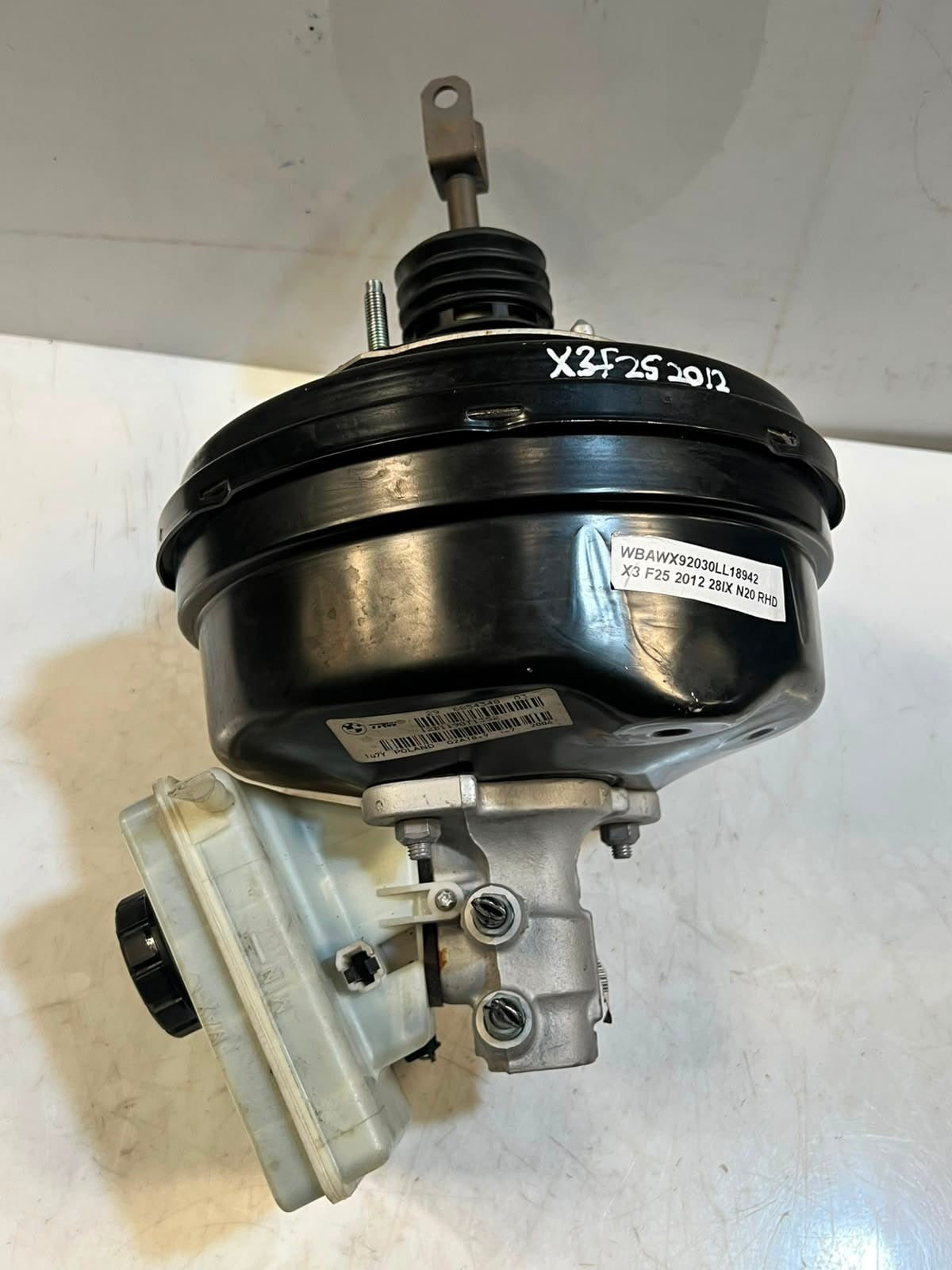 2011-2017 BMW X3 F225 X4 F26 Brake Booster & Master Cylinder Assembly 6854348