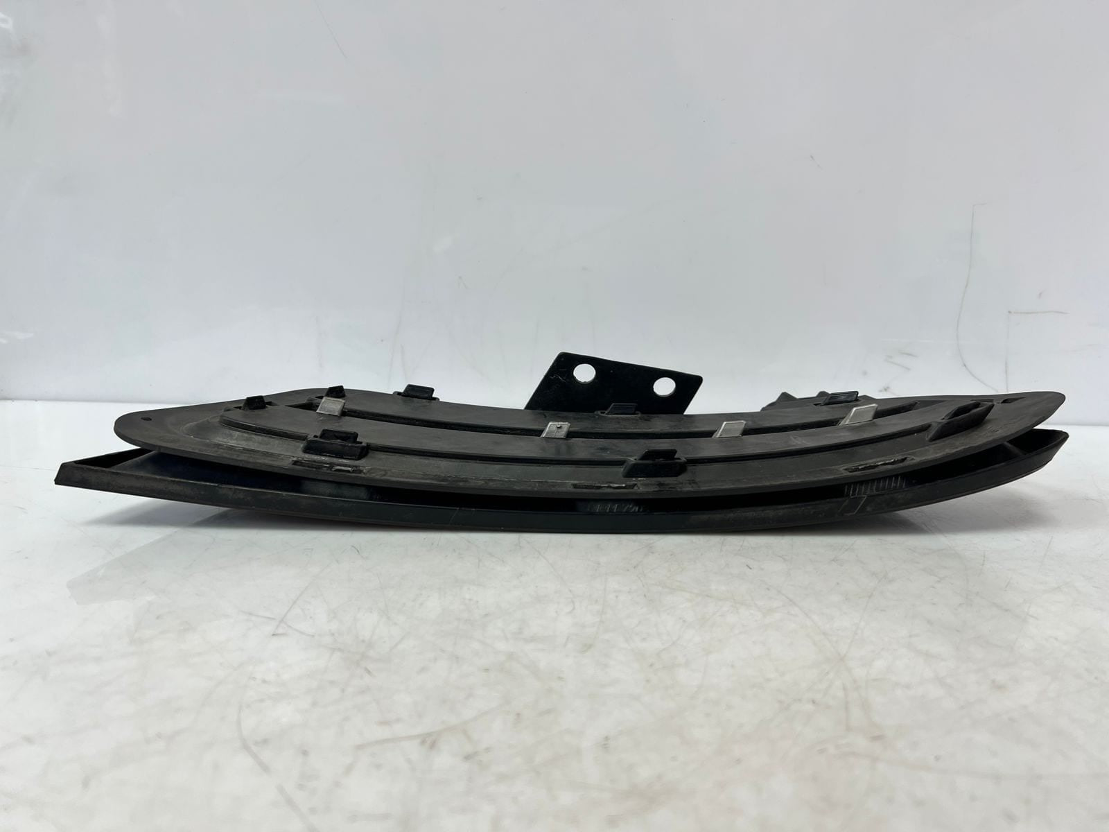 2009-2016 BMW Z4 E89 FRONT RIGHT SIDE Bumper Grille Trim Cover Panel 7203800 OEM