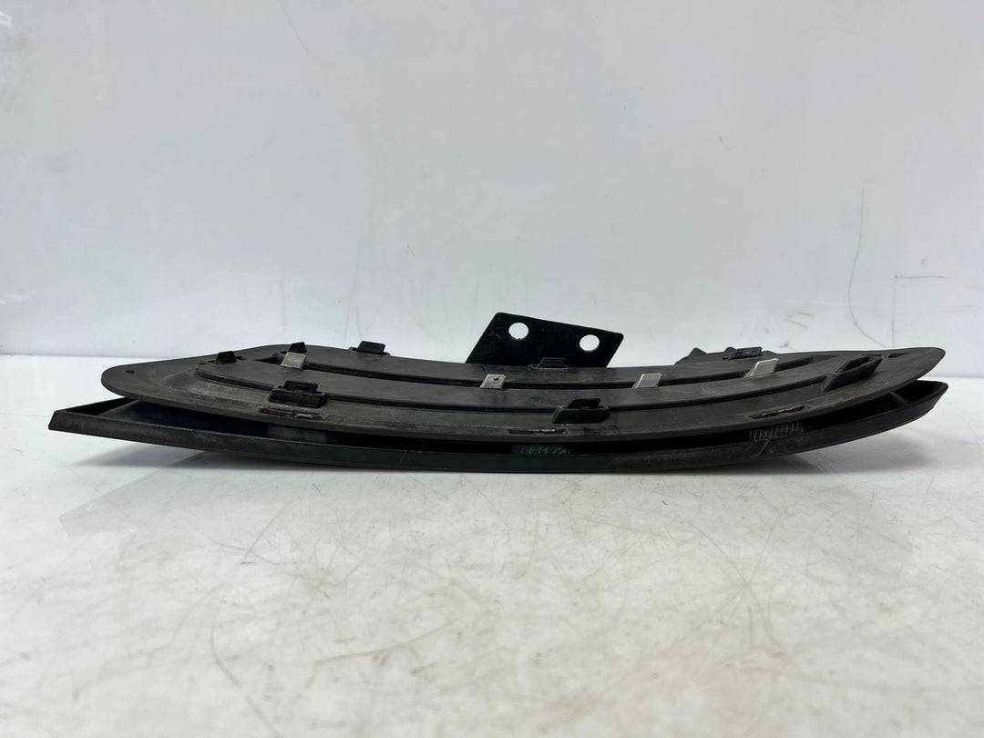 2009-2016 BMW Z4 E89 FRONT RIGHT SIDE Bumper Grille Trim Cover Panel 7203800 OEM