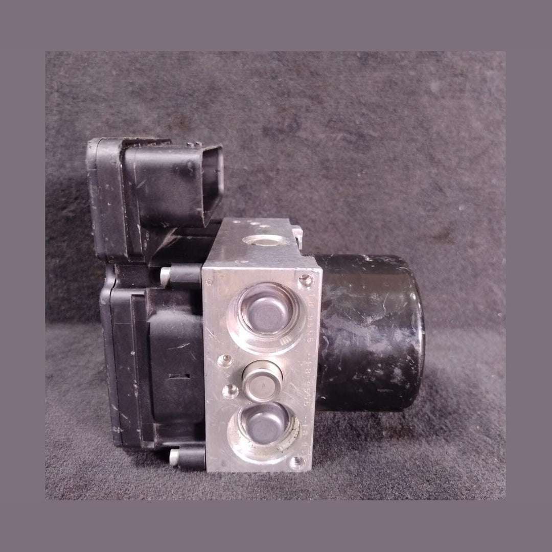 BMW Series 1 2 3 F20 F21 F22 F30 F31 F32 F33  ABS ANTI BREAK SYSTEM DSC 6862247