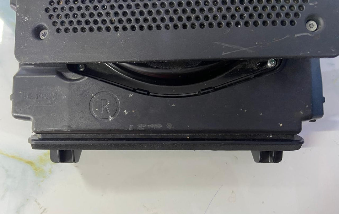 OEM BMW 7 F01 F02 F03 F04 Front Subwoofer Speaker RIGHT Side 9227482