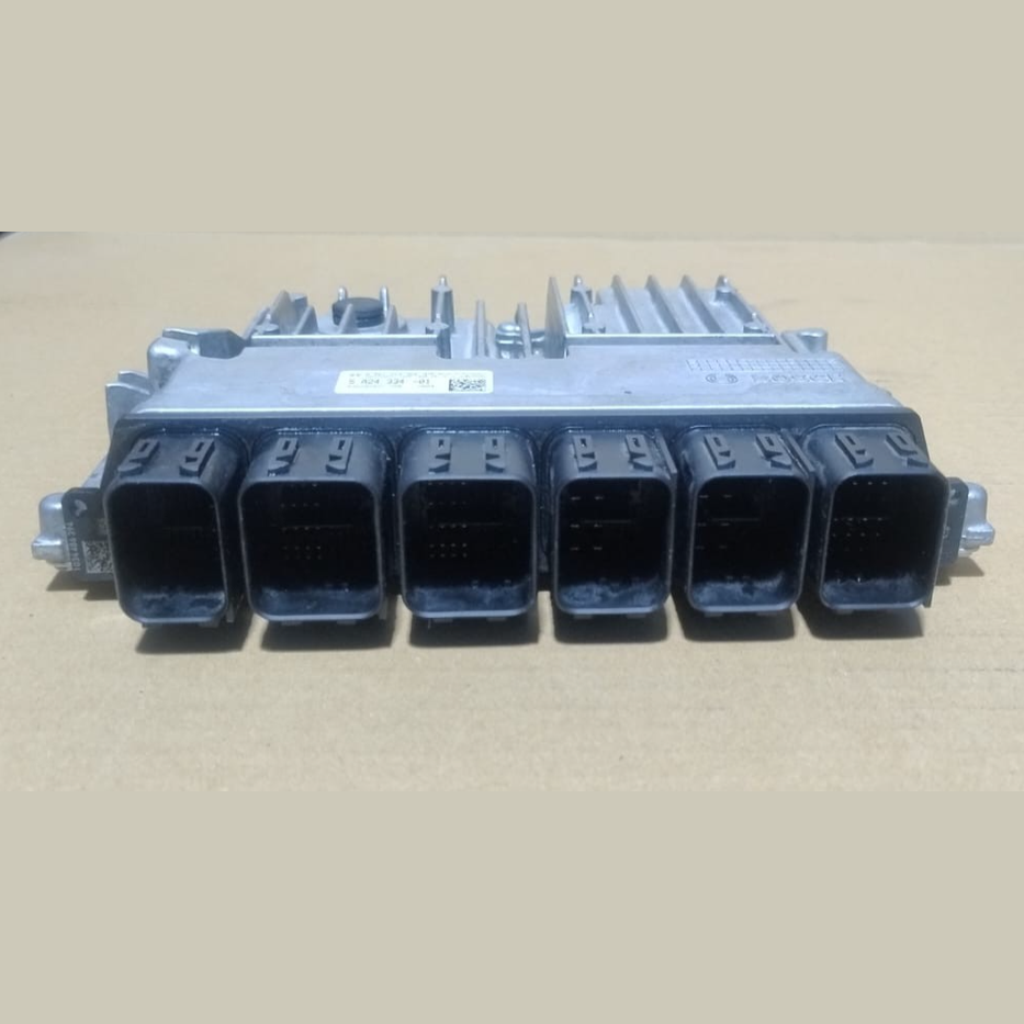 BMW F40 M135I XDRIVE X3 ENGINE COMPUTER BODY CONTROL ECU ECM DME BDC 5A24334