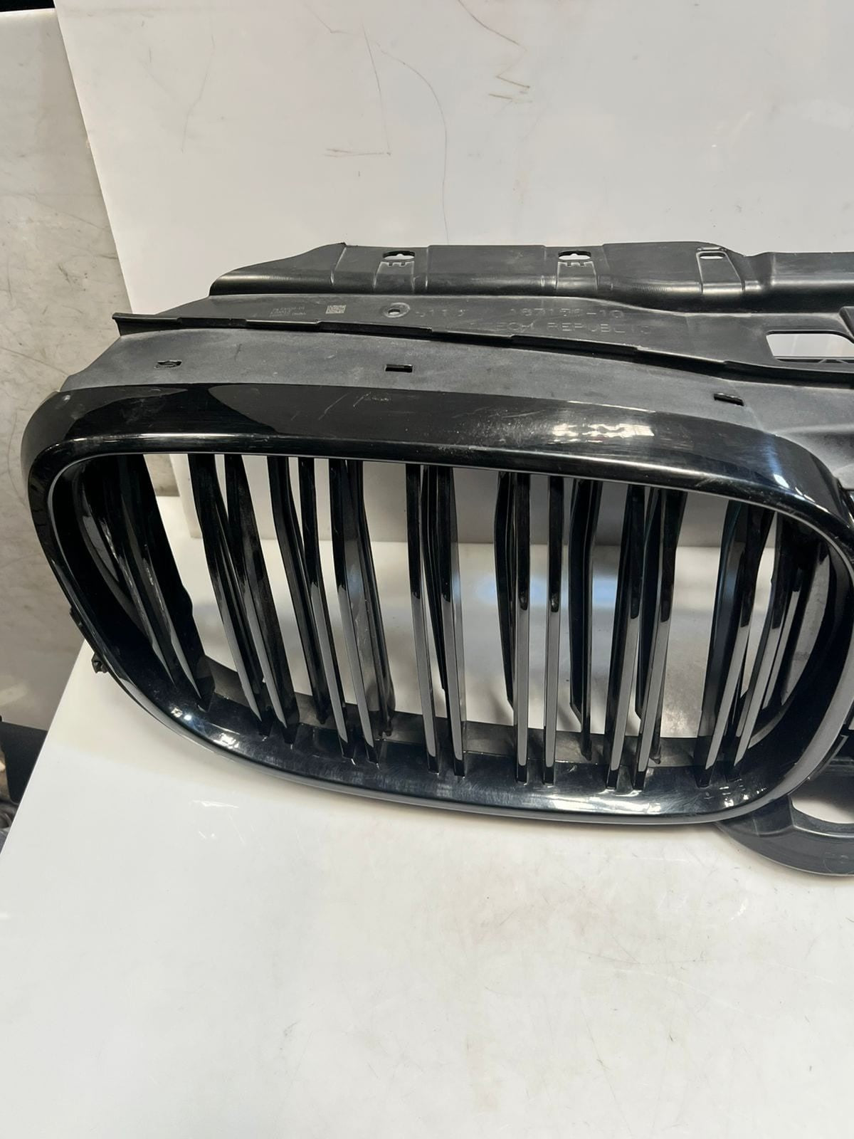 2019-2022 BMW 330i 3 5 7 Series G20 G30 G11 G12 Air Shutter Grille 187156 OEM