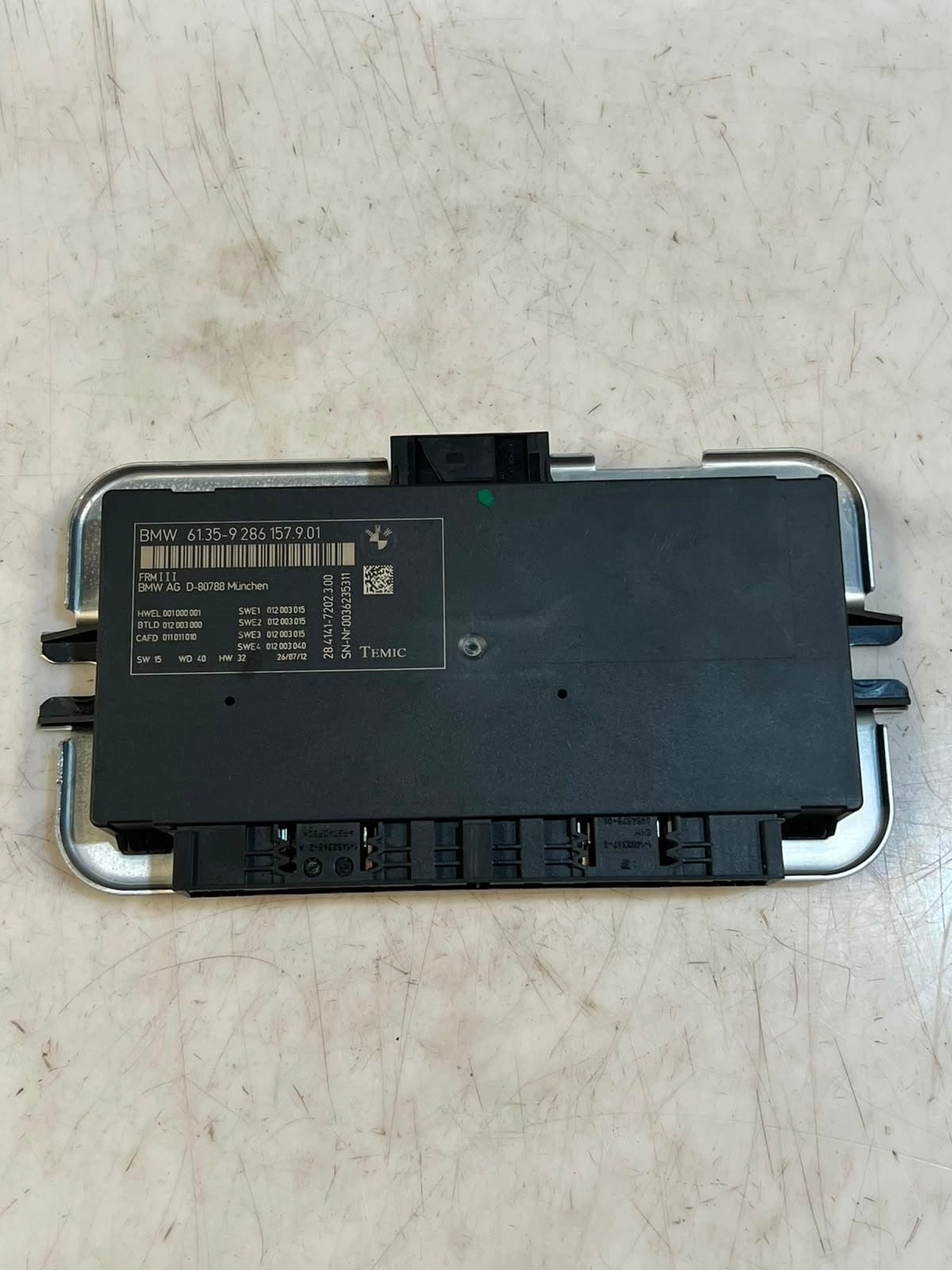 BMW X3 F25 X4 F26 FRM3 Footwell Light Control Module 9286157 OEM