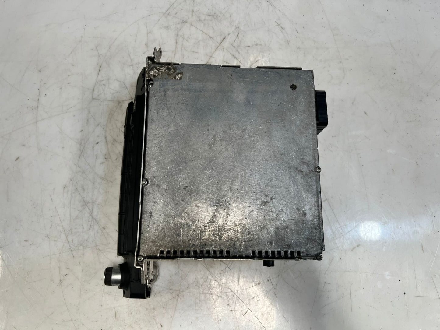OEM BMW CD/MD Audio Deck Head Unit For 5 Series 525i Model E60 E61 9147871