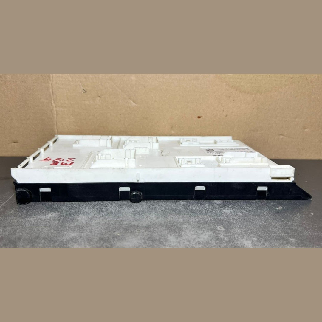 Mercedes-Benz W166 ML GL GLE Front SAM Body Control Module Unit A166 9009411 OEM