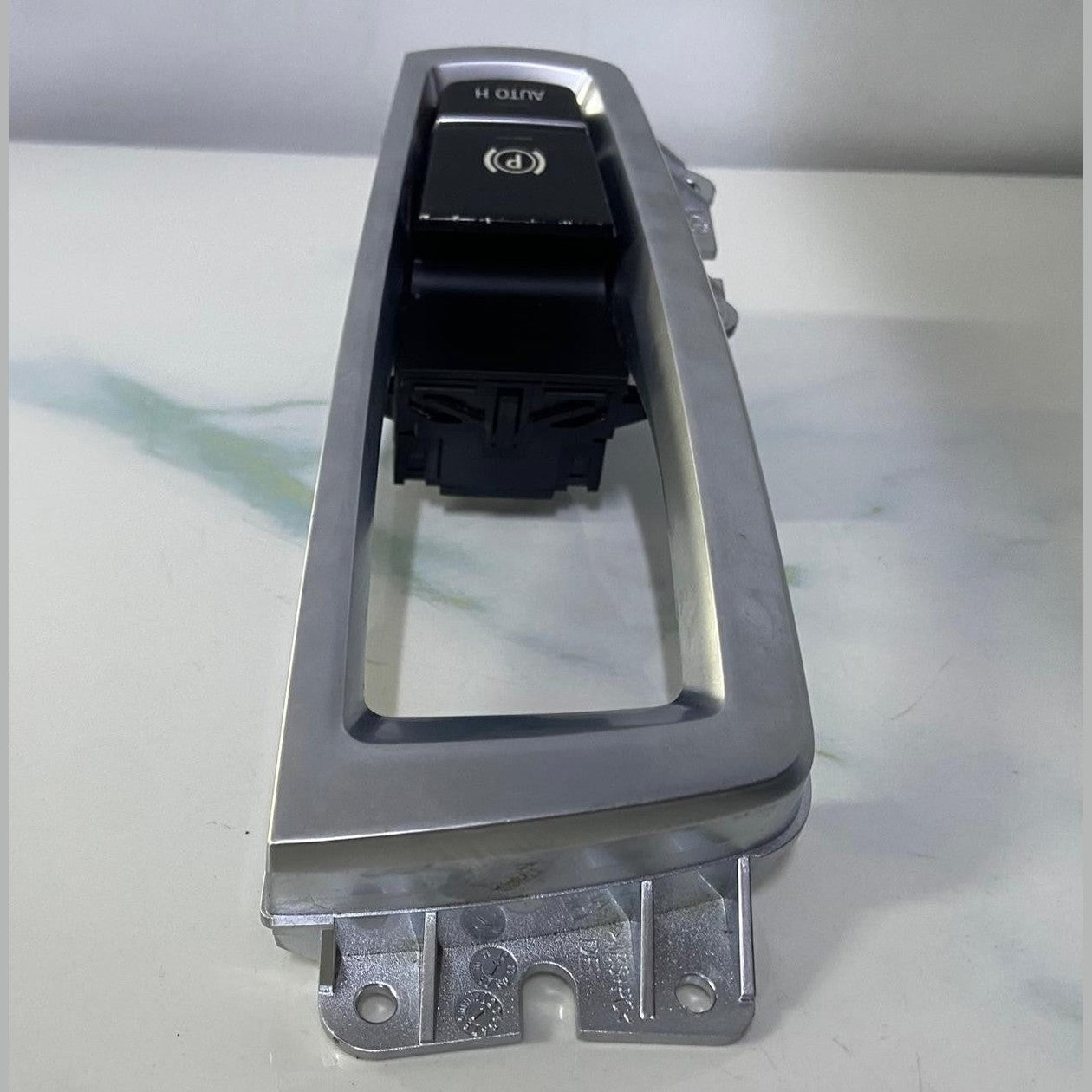 OEM BMW F10 F18 F12 F15 F26 X3 X4 Parking Brake / HILL HOLD Switch 9217594