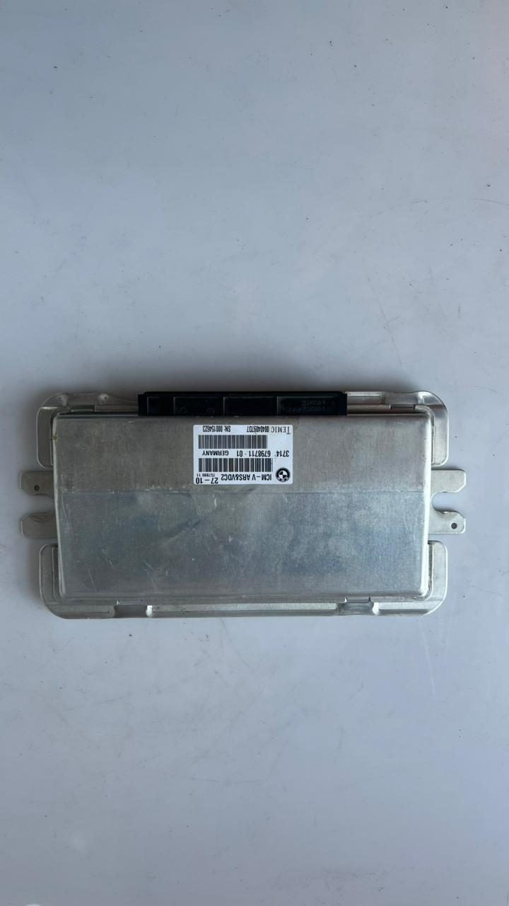 2009-2013 BMW 750Li Vdc Control Module 6798711 5 Series F10 F11, 7 Series F01 