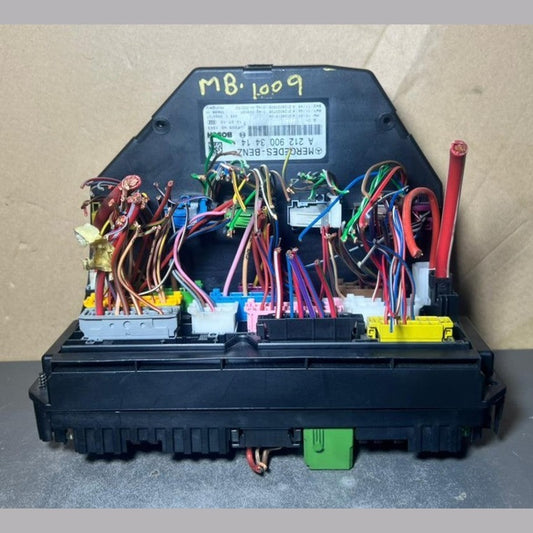10-16 Mercedes-Benz W212 W204 Front SAM Module Relay Fuse Box A212 9003414 OEM