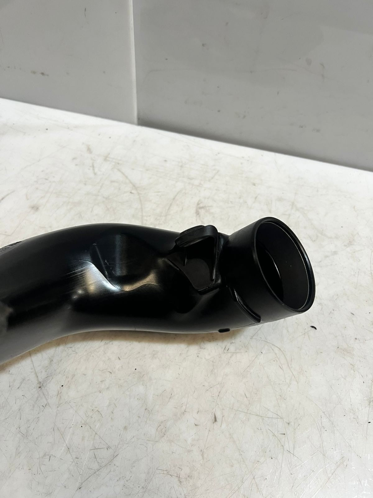 2011-2012 BMW X5 35IX E70 X3 F25 F26 Air Intake Duct 7583715 7601177 OEM