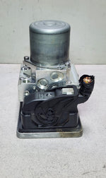 Bild in die Galerieansicht laden, 2017 BMW X3 G01 5 Series G30 F90 Abs Pump Control Unit 6895454 OEM