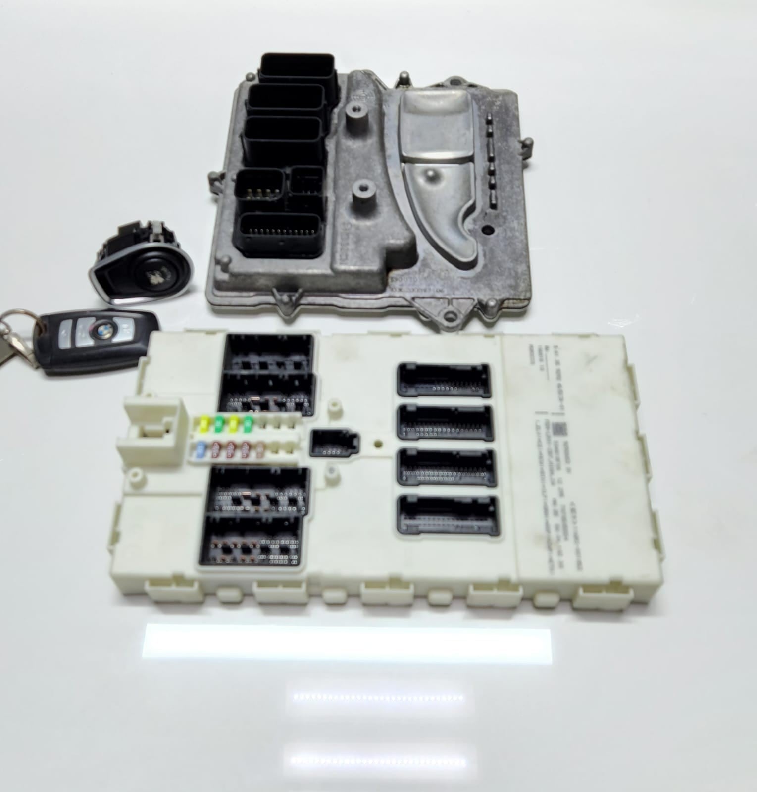 2013 BMW X5 Engine Control Unit 8604275 3 Series F30 F31 GT F34 X5 OEM