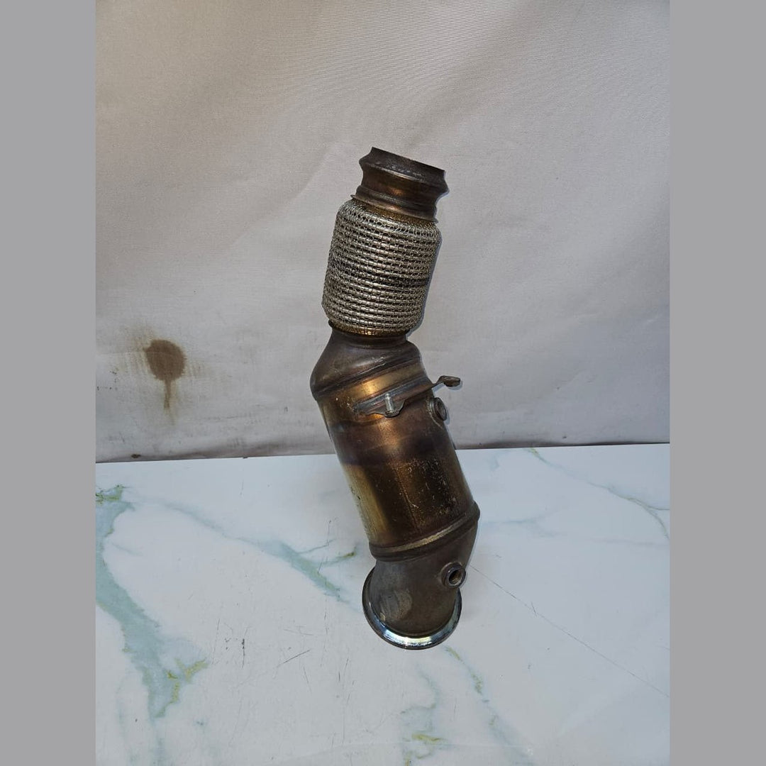 2018 BMW 330i G21, G22, G30 xDrive Catalytic Converter 8482813