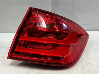 2012-2016 BMW 328i 3 Series F30 F35 F80 Right Outer Rear Tail Light 7372786 OEM