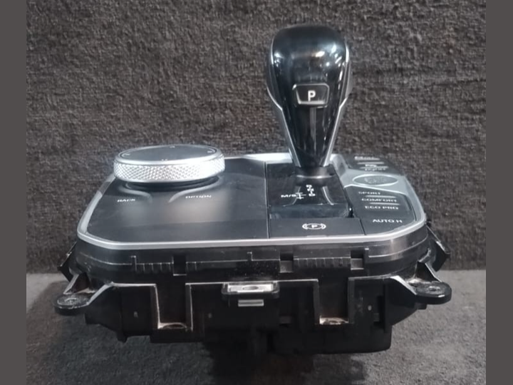 BMW 1 SERIES F40 G20 G29 CENTRE CONSOLE GEAR SELECTOR CONTROL PANEL P/N -9433351
