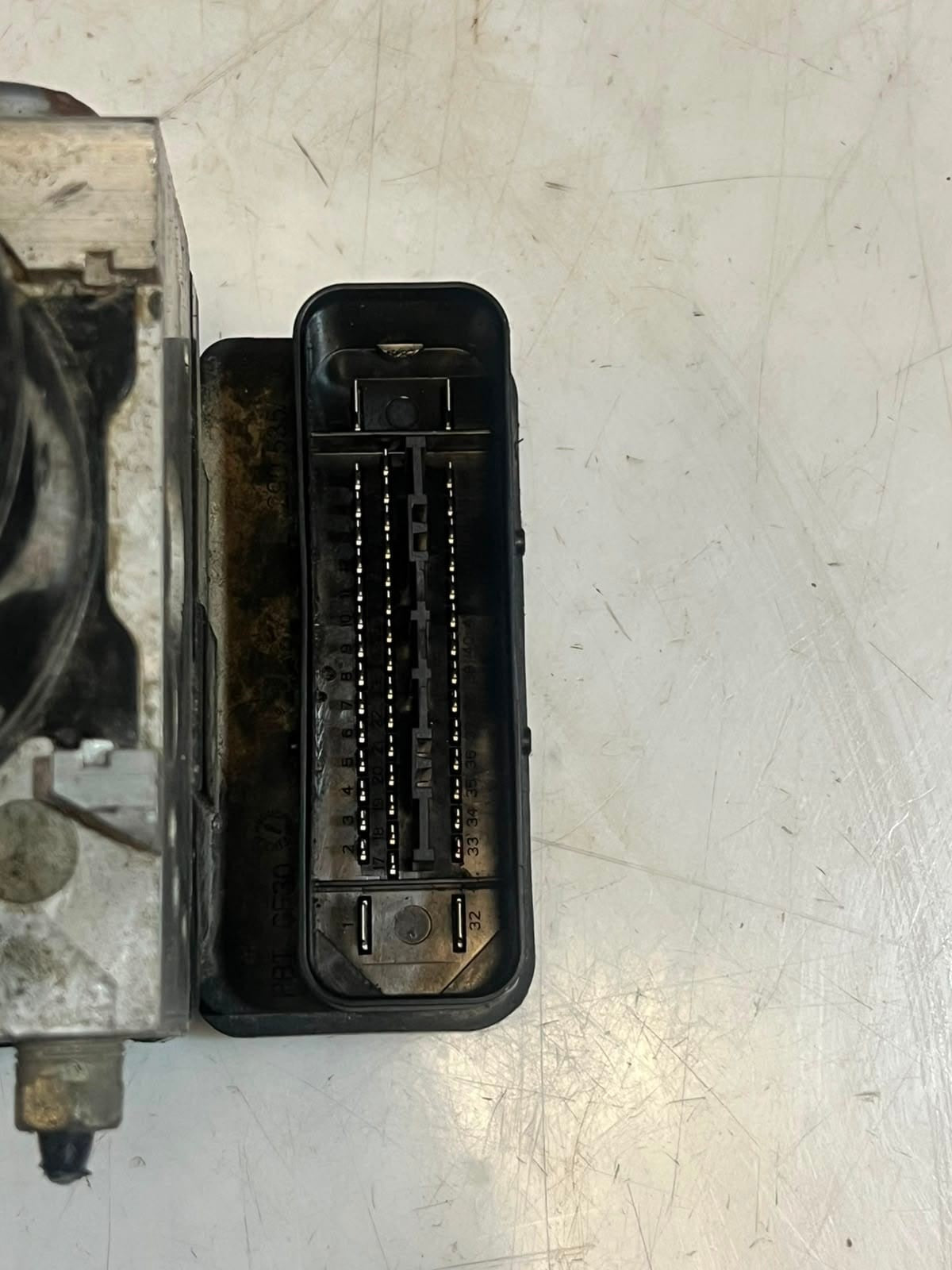 2008-2013 BMW E90 E92 E82 135i ABS Anti-Lock Brake Control Module 6784766 OEM