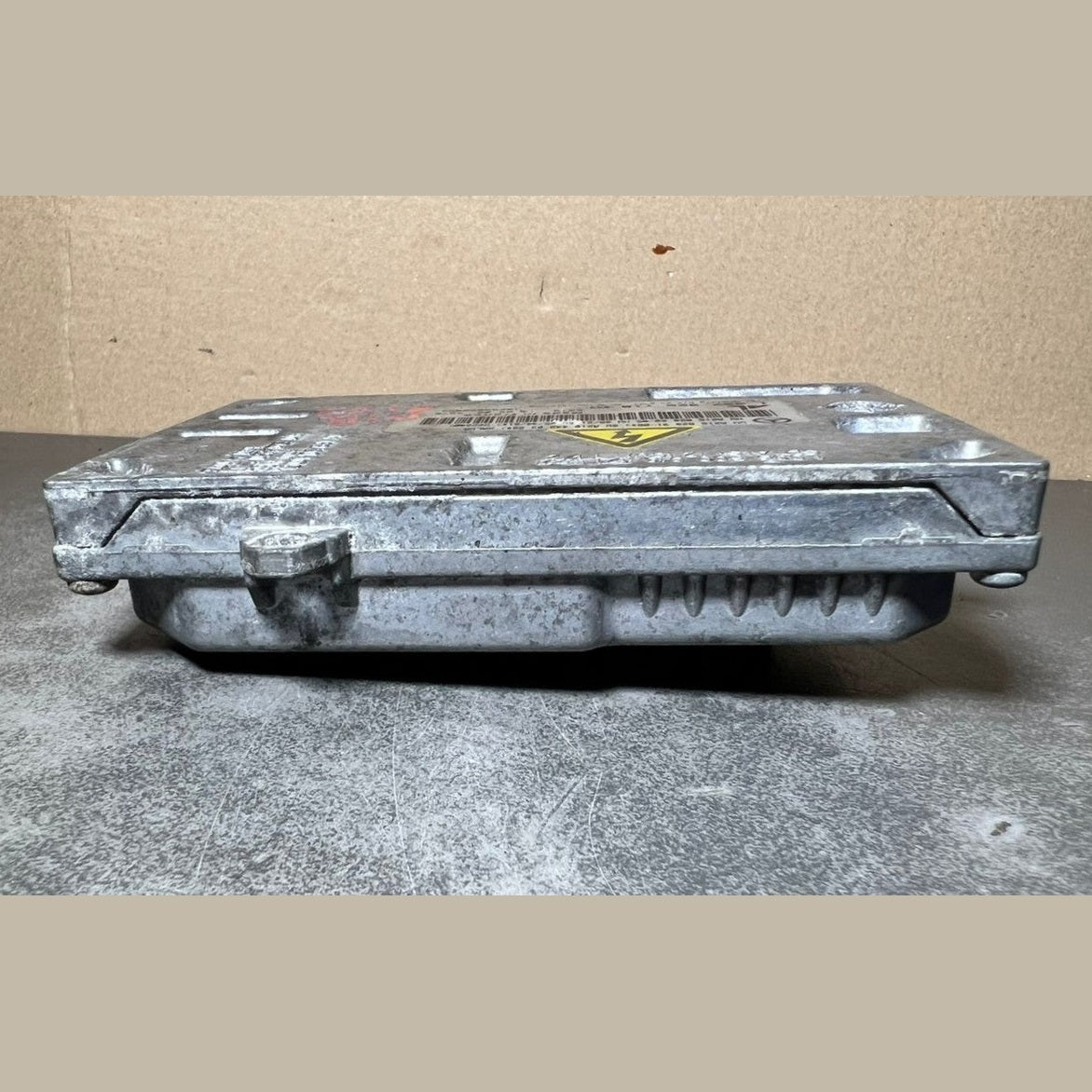 Mercedes Benz W221 Xenon Light Headlight Control Module Unit A216 8203126 OEM