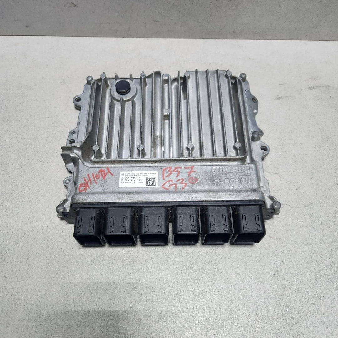 2017 5 Series G30 BMW 530d Engine Control Unit 8479673 B57D30A RHD ECU SET