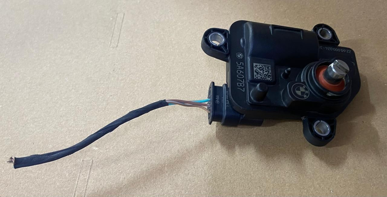 2022 OEM BMW 740I EXHAUST GAS VALVE ACTUATOR UNIT MOTOR 5A607B7