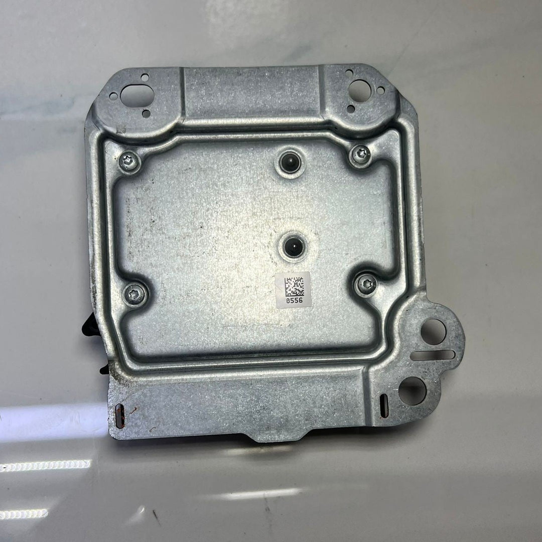 13-17 Mercedes W246 GLA SRS Safety Restraint Control Module A246 9002413 OEM