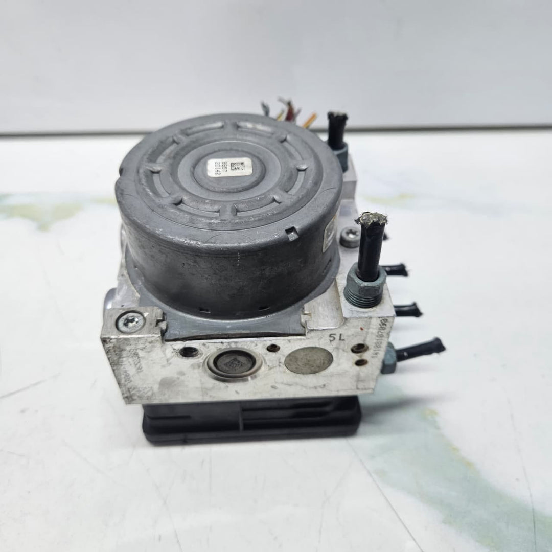 2012-2015 BMW F22 F35 M235i 328i ABS Anti-Lock Brake Pump Module 6868638 OEM