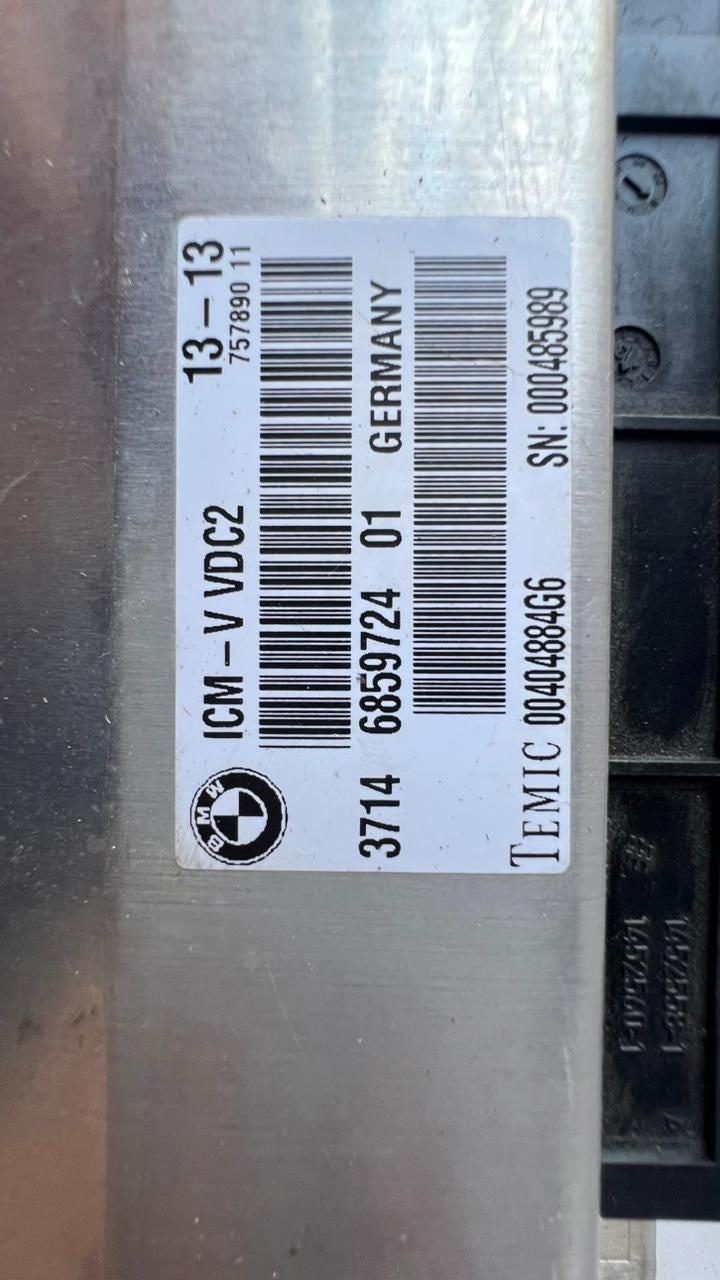2009-2015 BMW 535i Suspension Control Module 6859724 F02 F04 F06 F10 F11 F12 F13