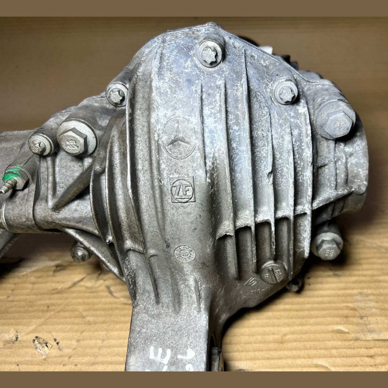 Mercedes-Benz Front Axle Differential A1663301900/ Ratio 2.85 W166 GLE