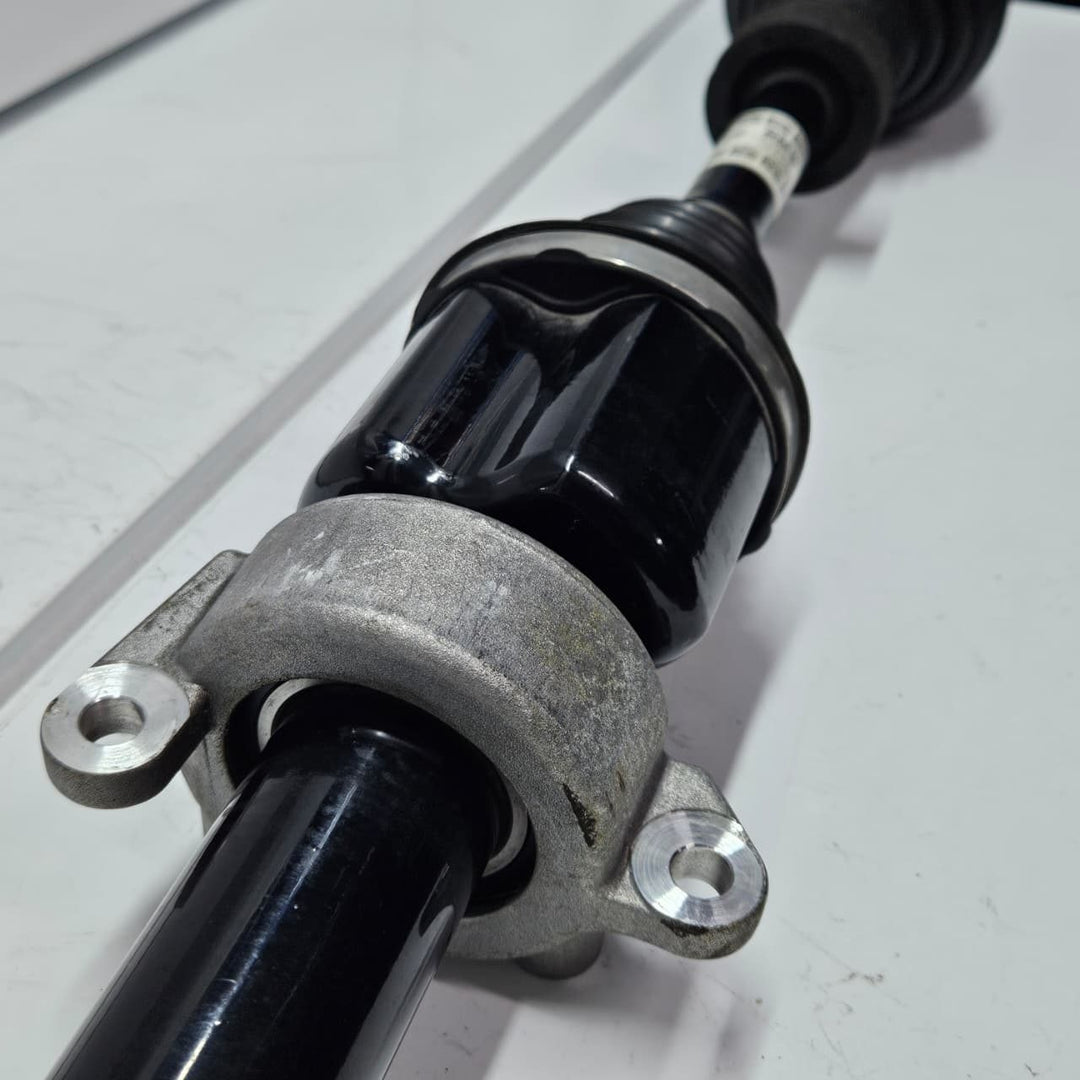 2020-2024 BMW X2 F39 2.0L FWD Axle Assembly 5A2E058 Front Right