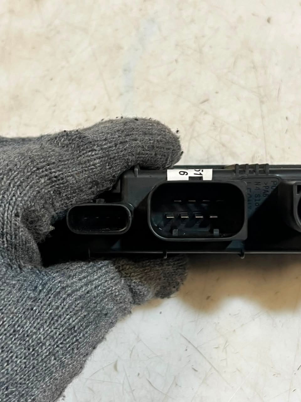 2015 BMW 1 2 Series F20/F21 F22 F23 228i Power Management Control Unit 8647255