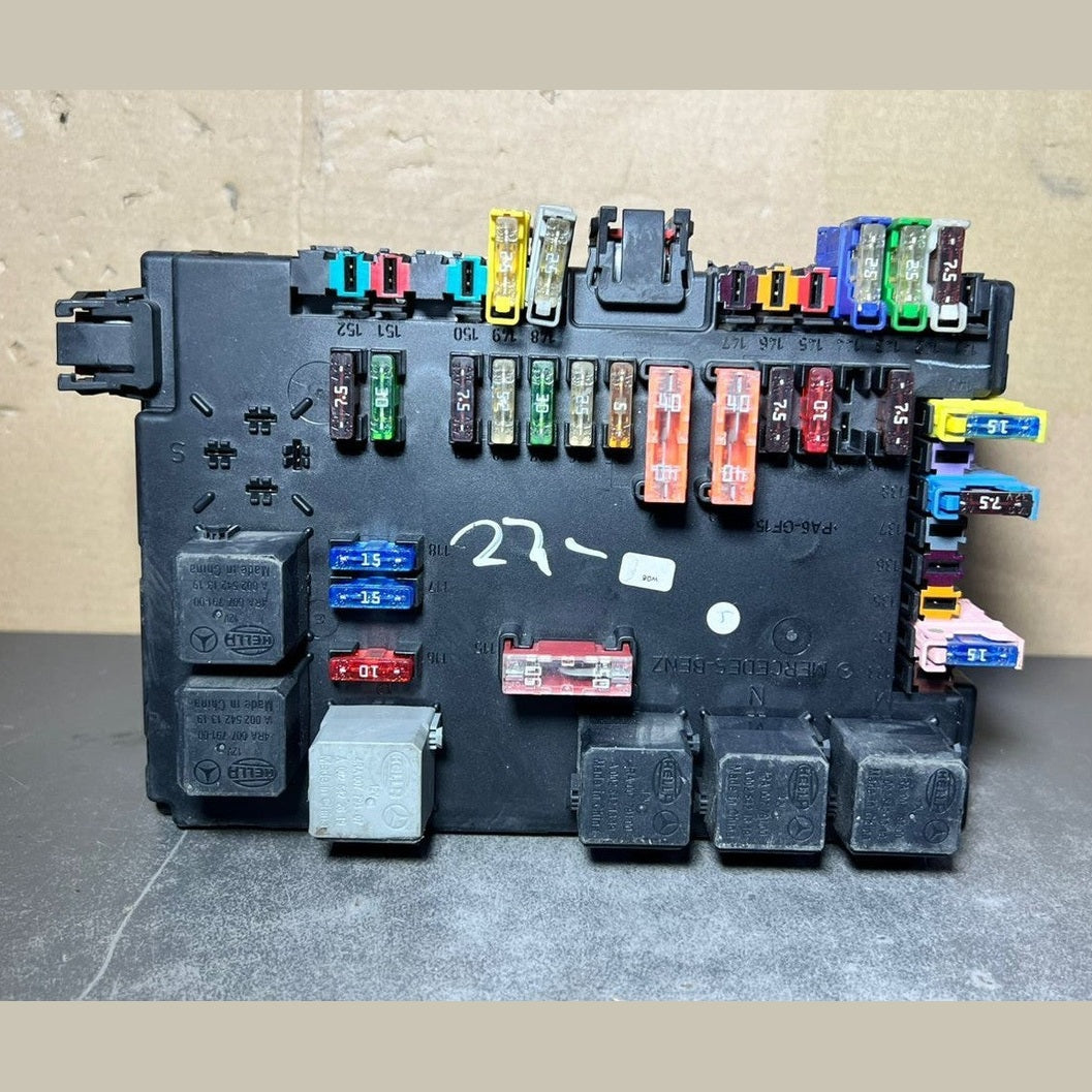 Mercedes Benz W221 Rear Sam Fuse Box Relay Control A221 9006902  A221 9003602