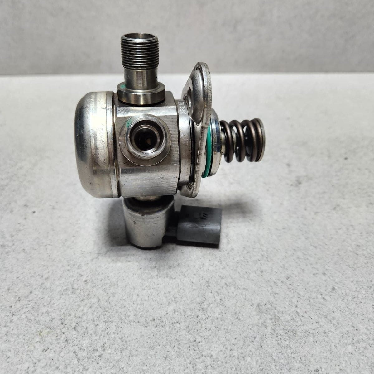 2022-2024 Mercedes-Benz SL63 AMG High Pressure Fuel Pump A1770700501  